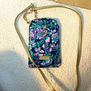 Lilly Pulitzer cross body phone holder